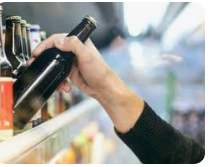 liquor1 Liquor Restriction – 18 साल में वोट डाल सकते हैं लेकिन शराब पीने पर पाबंदी क्यों ?