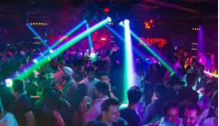 liquor3 Liquor Restriction – 18 साल में वोट डाल सकते हैं लेकिन शराब पीने पर पाबंदी क्यों ?