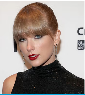 taylor-swift-4 Taylor Swift: दुनिया में संगीत का सबसे चमकता सितारा जिसने कई देशों को दिवालिया होने से बचाया, 20 साल में ग्रैमी अवॉर्ड, दर्जन से अधिक प्रेमी, ‘पॉप सिंगिंग क्वीन’ टेलर स्विफ्ट की पूरी कहानी